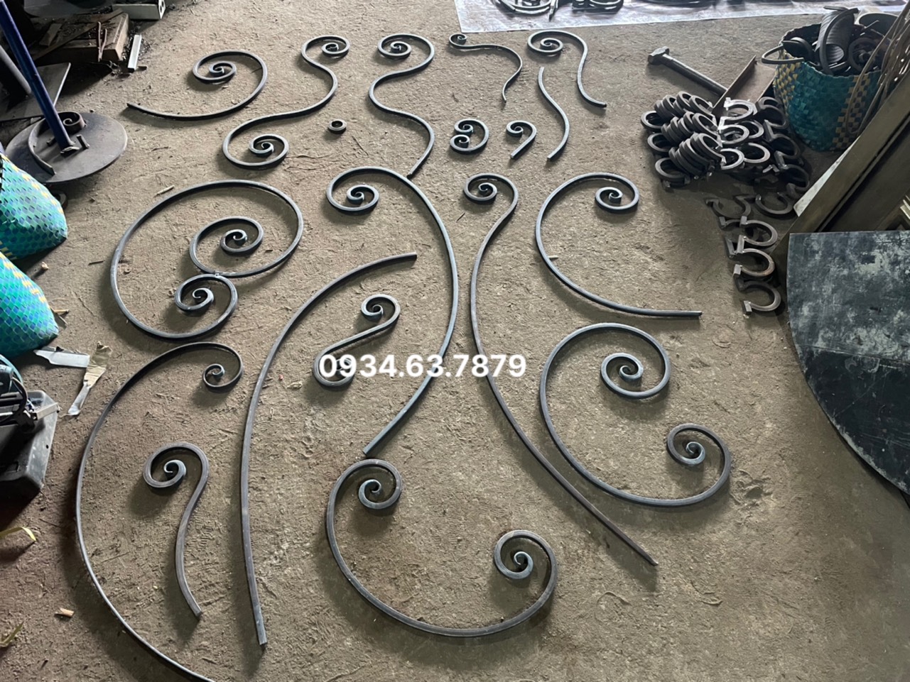 Hoa sắt mỹ thuật mới nhất 2023 Hoa sắt mỹ thuật mới nhất 2023
