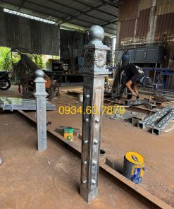 Trụ lan can sắt hộp vuông 90