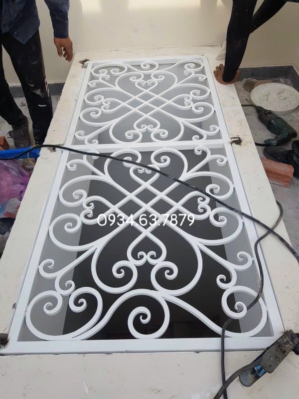 Mái kính giếng trời bằng sắt mỹ thuật