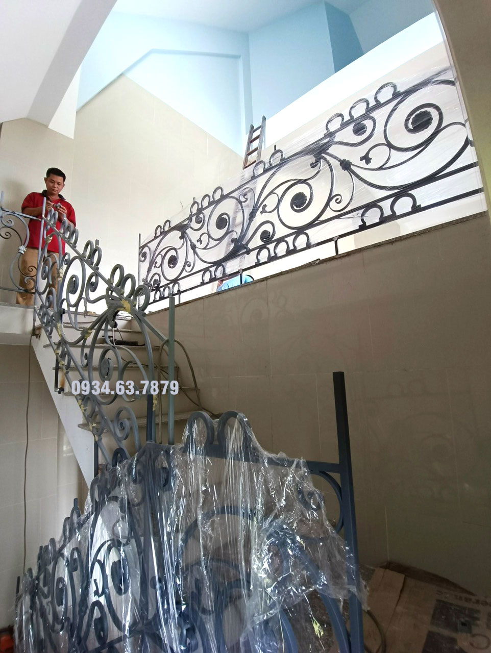 lan-can-cau-thang-sat-2023-co-khi-tam-duc-3