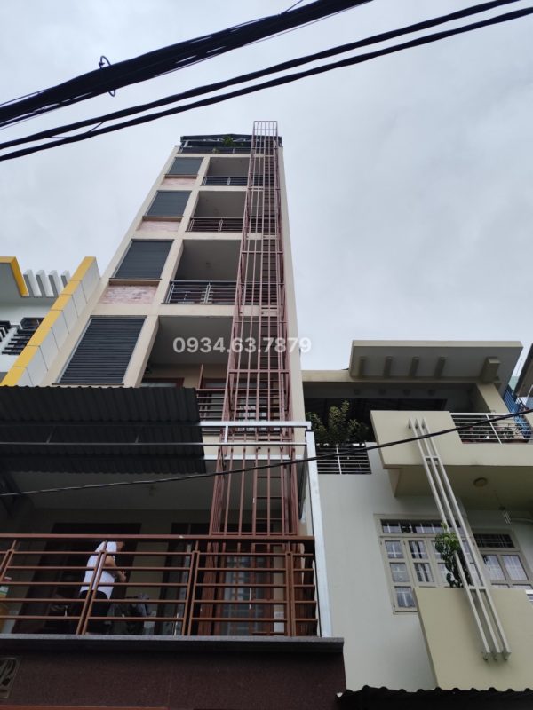 Cầu thang thoát hiểm