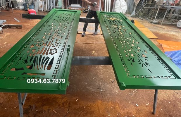Làm cửa cổng sắt CNC 4 cánh tại xưởng Tâm Đức