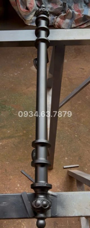 Tay cầm cổng sắt mỹ thuật, nghệ thuật
