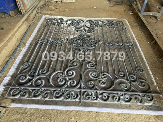Phôi hàng rào sắt đặc trơn vuông 14