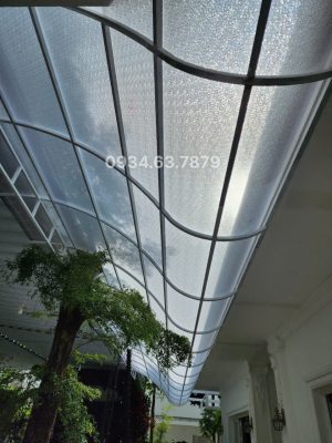 mái che sân đẹp 2025