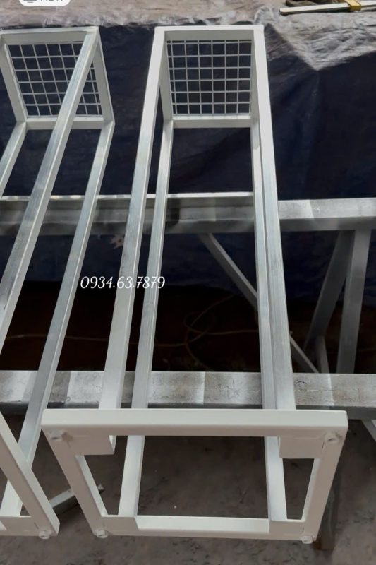 kệ để hoa tươi trang trí
