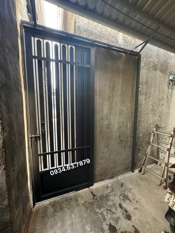 Cửa sắt lùa 1 cánh